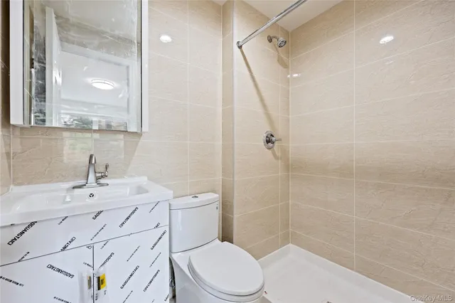 $595,000 | 91-23 Corona Avenue, Unit 6B | Elmhurst