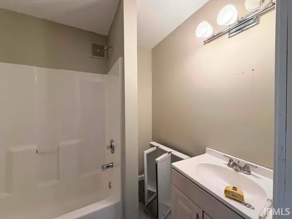 $130,000 | 1306 Cumberland Avenue, Evansville, IN 47712