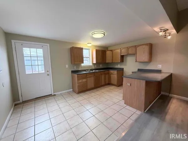 $130,000 | 1306 Cumberland Avenue, Evansville, IN 47712