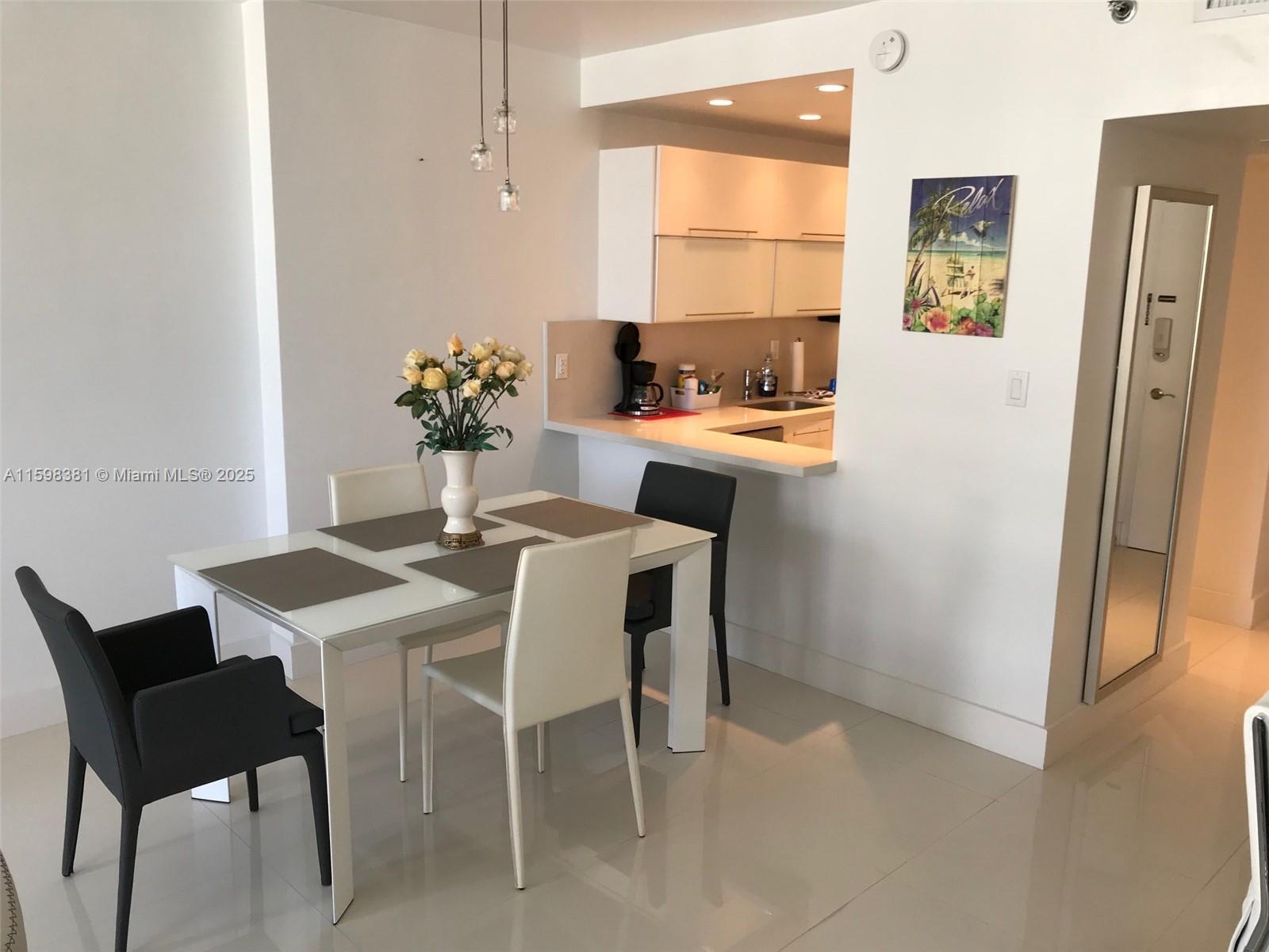 100 Lincoln Road, Unit 808 Miami Beach, FL 33139 - Photo 12 of 63