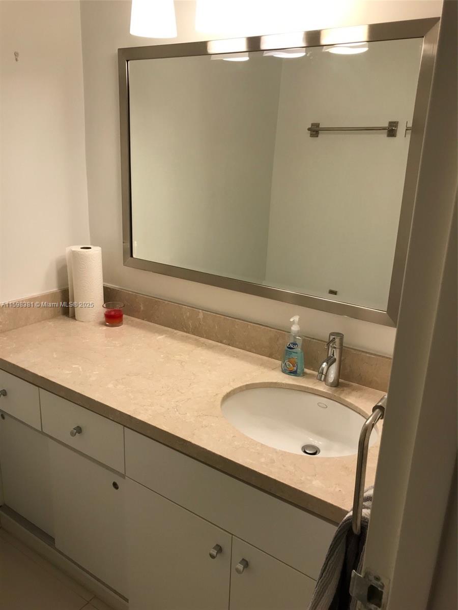 100 Lincoln Road, Unit 808 Miami Beach, FL 33139 - Photo 21 of 63