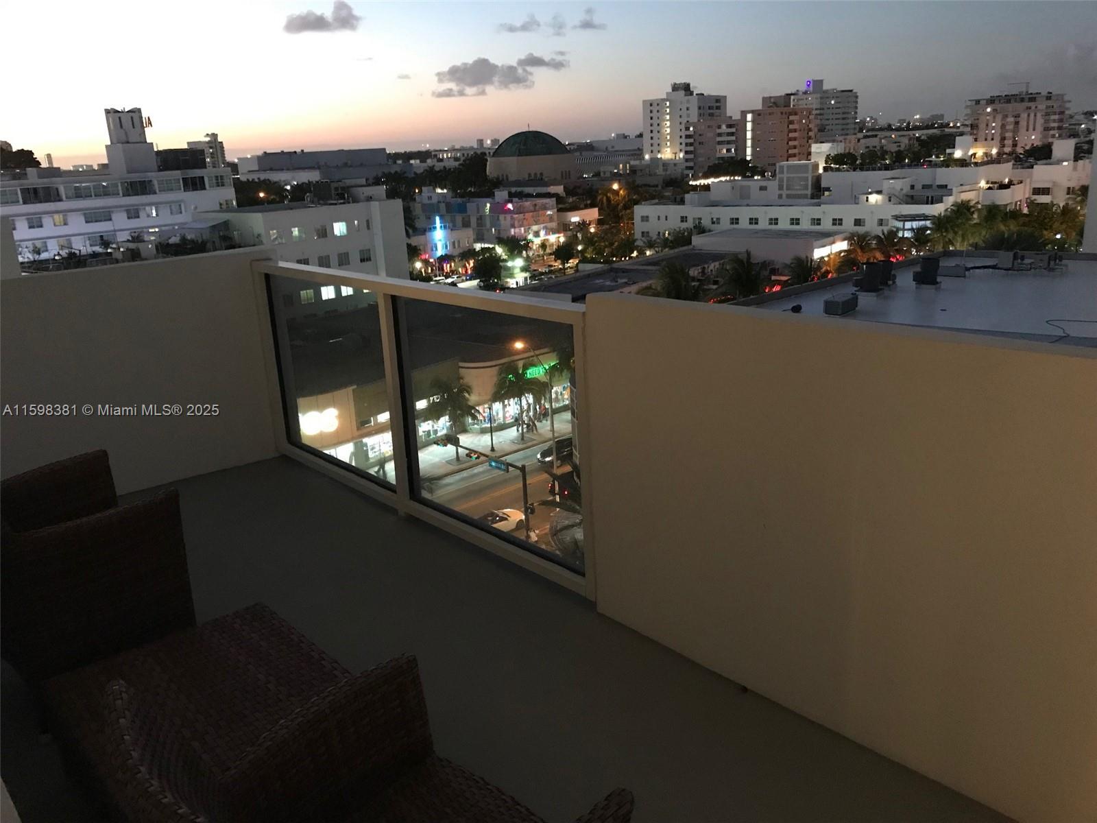 100 Lincoln Road, Unit 808 Miami Beach, FL 33139 - Photo 29 of 63
