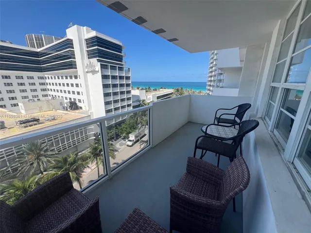 $5,500 | 100 Lincoln Road, Unit 808, Miami Beach, FL 33139