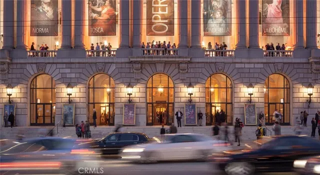 a close view of door lock