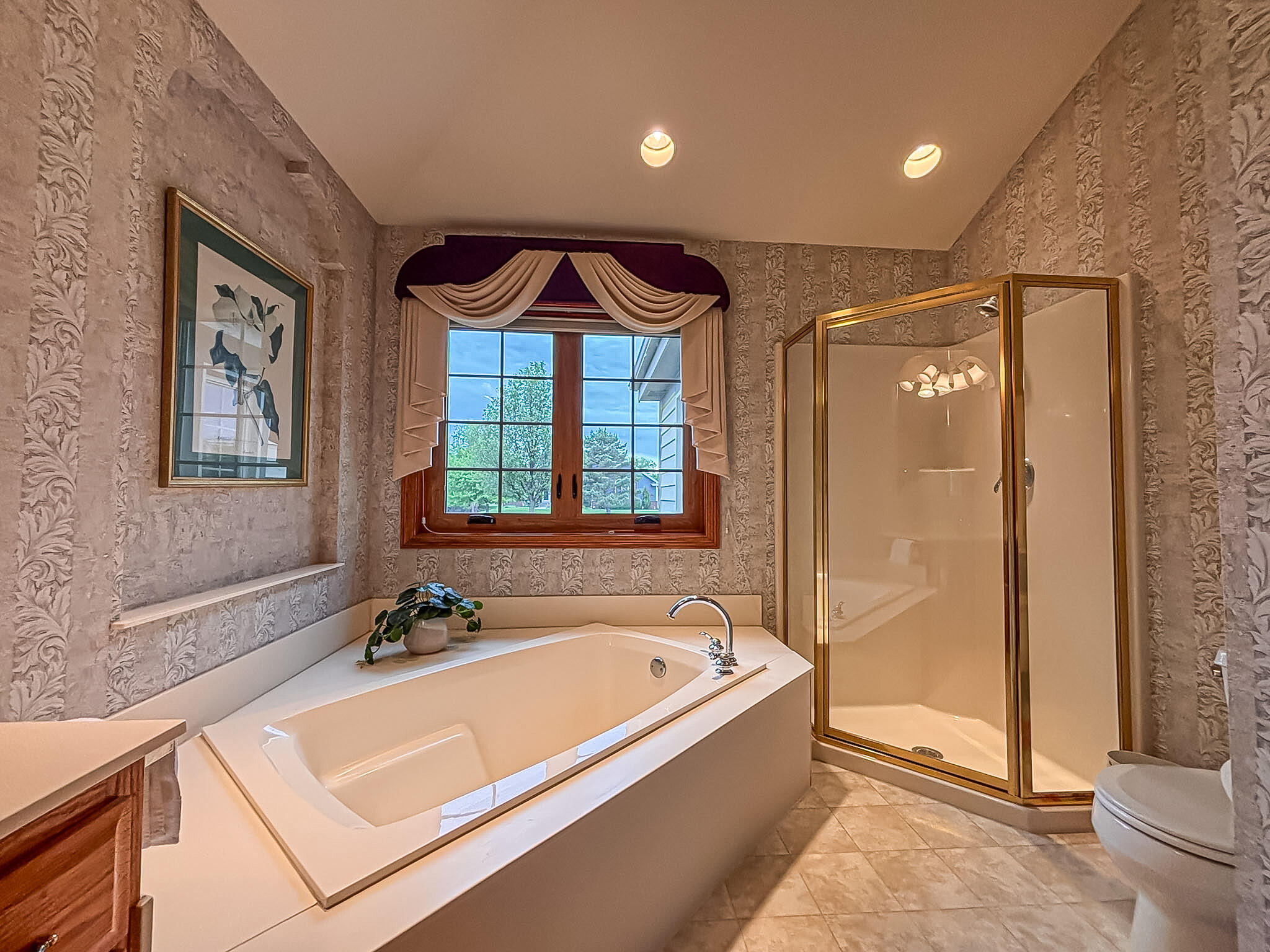 N22W26746 Shooting Star Road Pewaukee, WI 53072 - Photo 29 of 38 Primary Bath