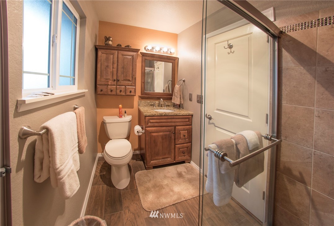 7382 Ridgeview Drive Chelan, WA 98816 - Photo 14 of 25 Gallery Image 14