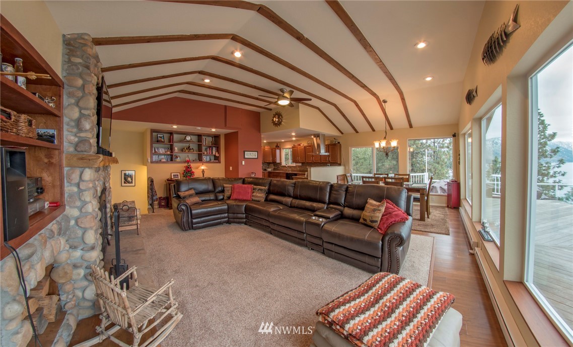7382 Ridgeview Drive Chelan, WA 98816 - Photo 8 of 25 Gallery Image 8