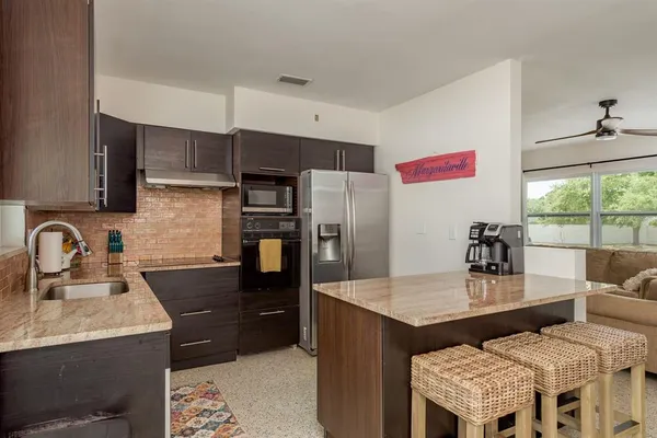 $369,900 | 2153 Pocahontas Drive, Largo, FL 33774