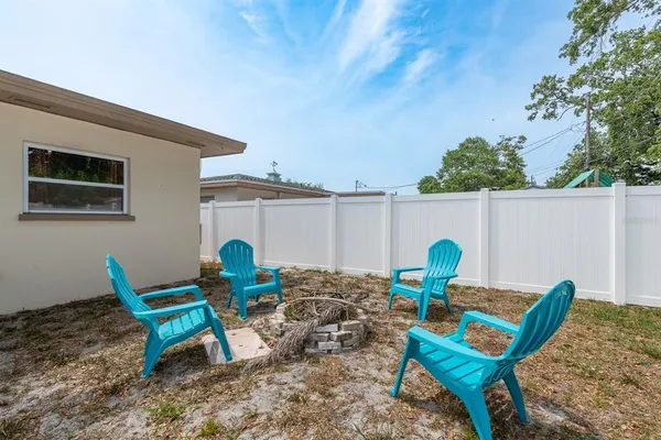 $369,900 | 2153 Pocahontas Drive, Largo, FL 33774