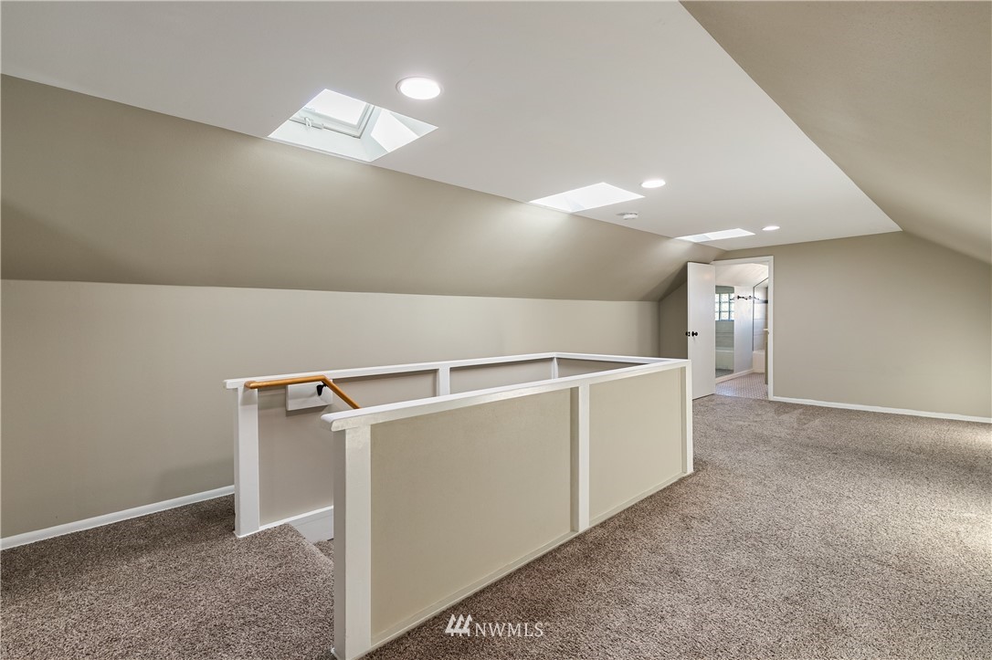 1077 Hampton Road Lynden, WA 98264 - Photo 19 of 25 a view of an empty room