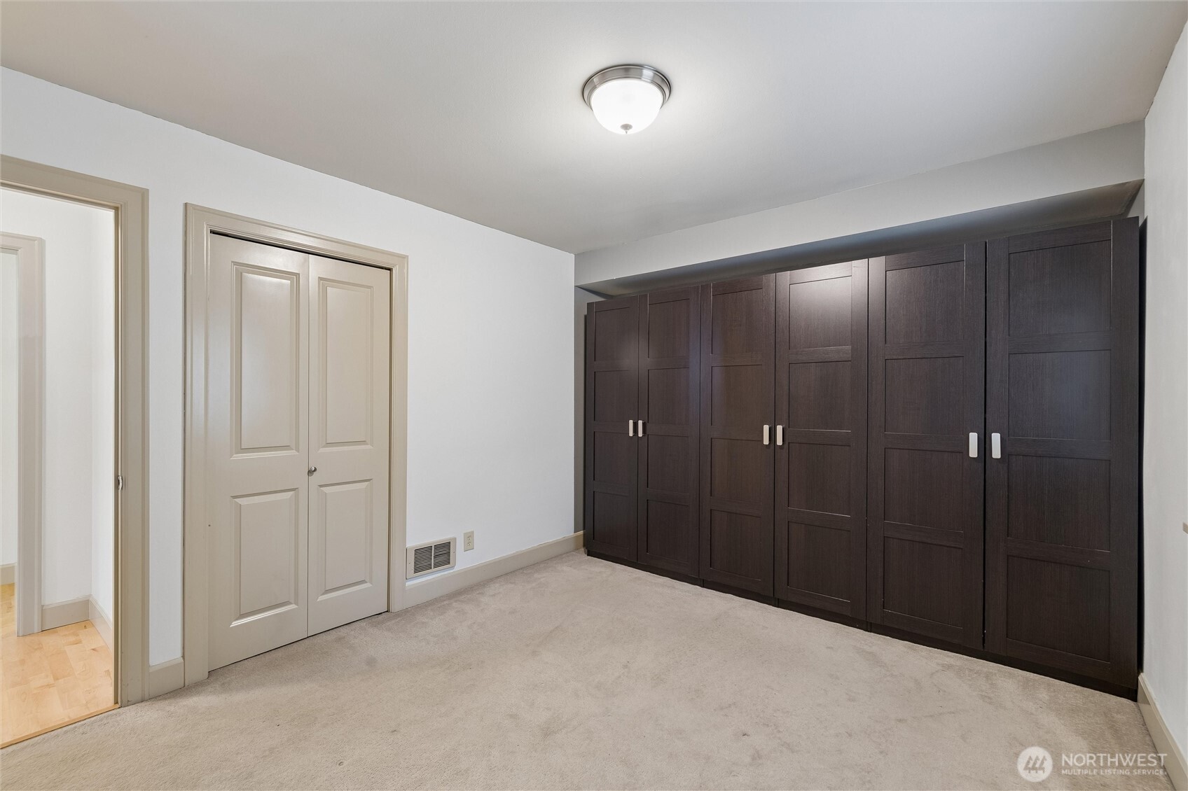 102 Galer Street, Unit 102 Seattle, WA 98109 - Photo 9 of 13