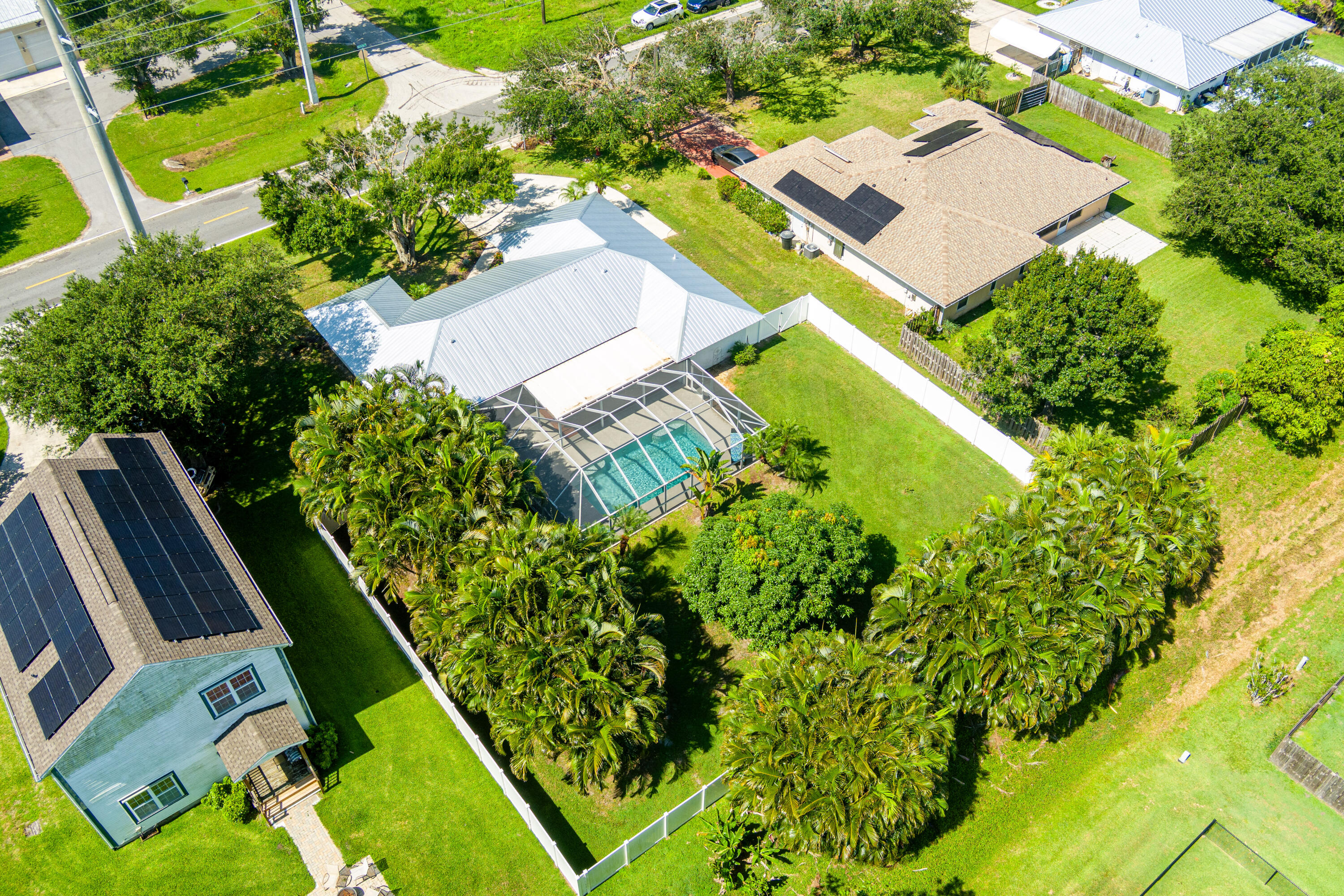 1004 West Weatherbee Road Fort Pierce, FL 34982 - Photo 33 of 39 MAX_0026