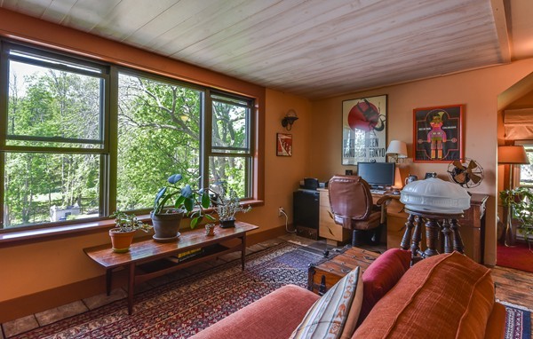83 Thornton Street Boston, MA 02119 - Photo 17 of 20 Gallery Image 17