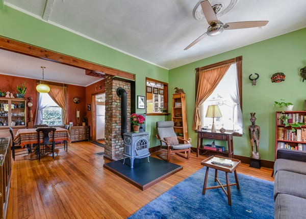 83 Thornton Street Boston, MA 02119 - Photo 3 of 20 Gallery Image 3