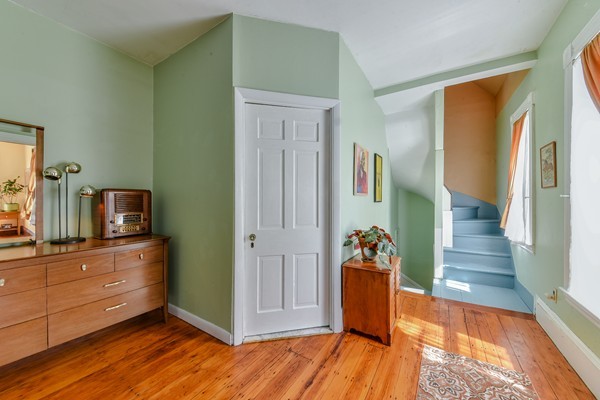 83 Thornton Street Boston, MA 02119 - Photo 9 of 20 Gallery Image 9
