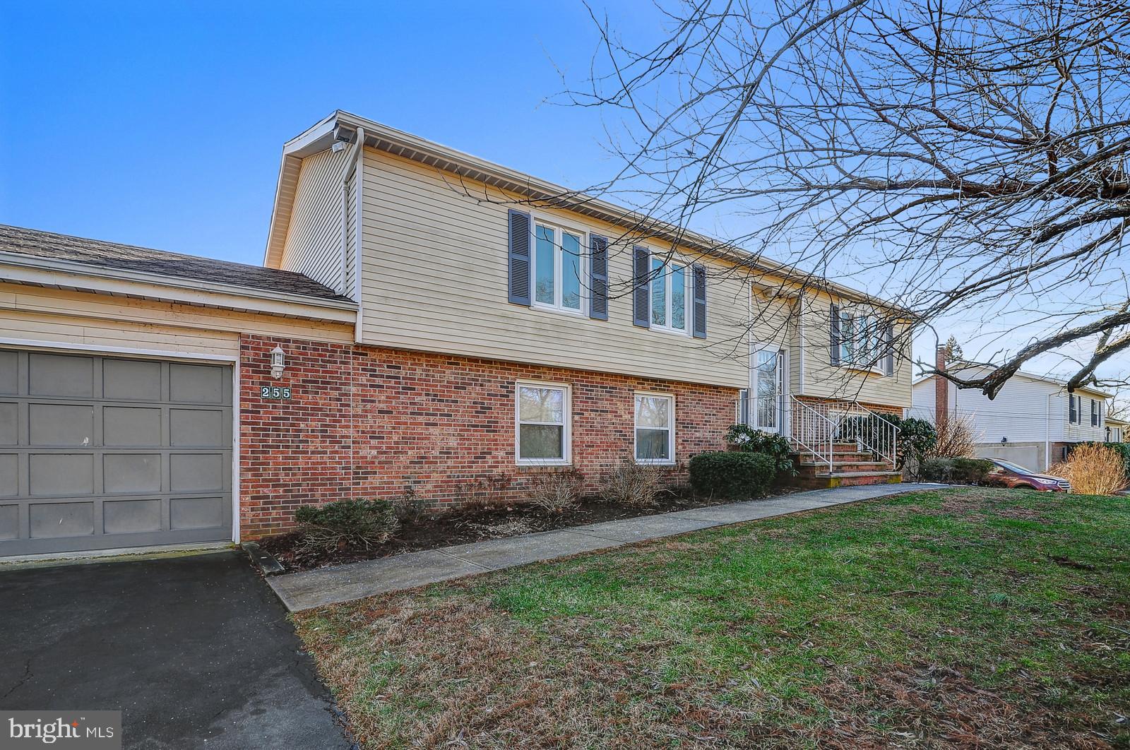 255 Youngs Road Hamilton, NJ 08619 - Photo 1 of 34 Gallery Image 1