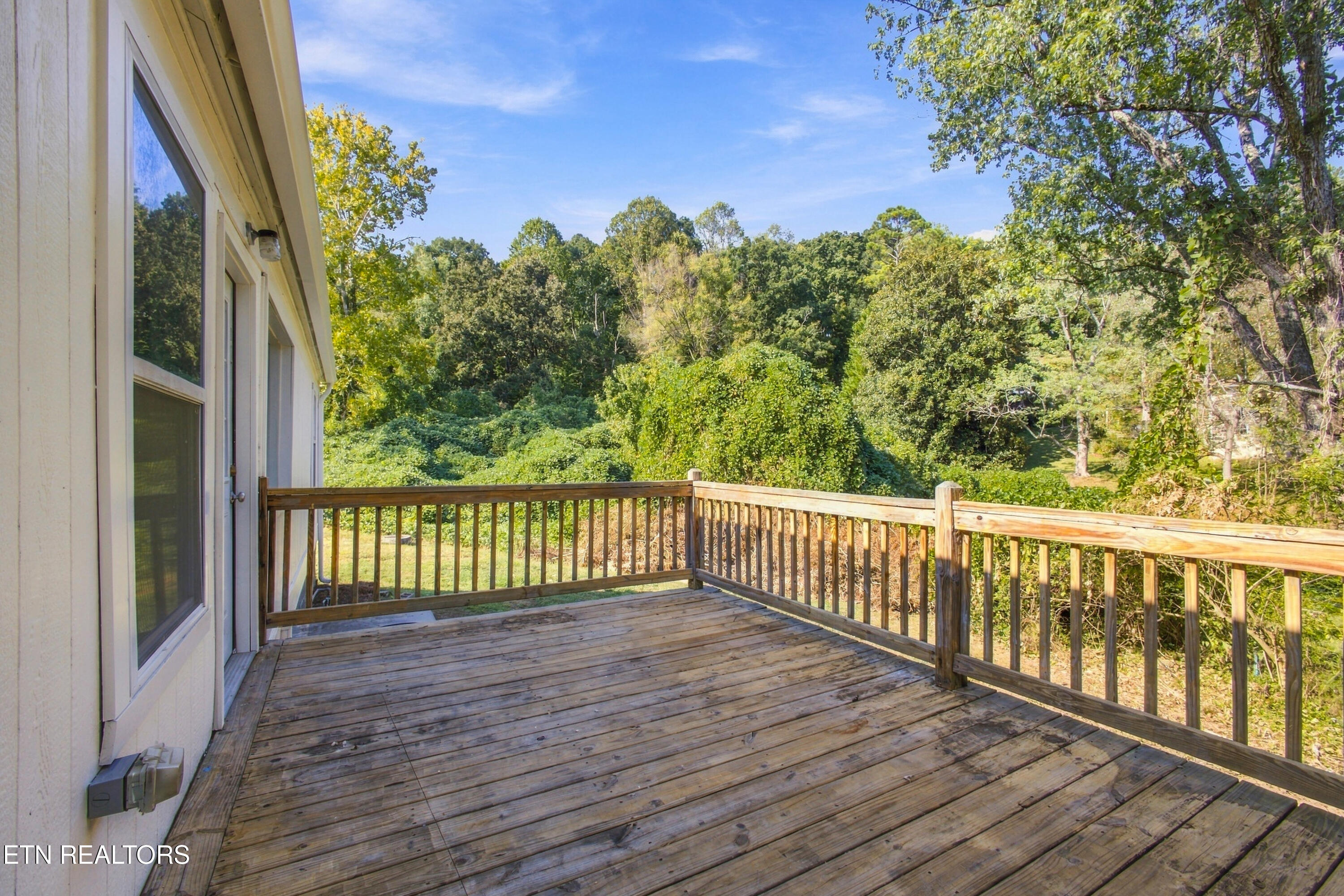 127 Jarrett Lane Oak Ridge, TN 37830 - Photo 27 of 28 1000-27