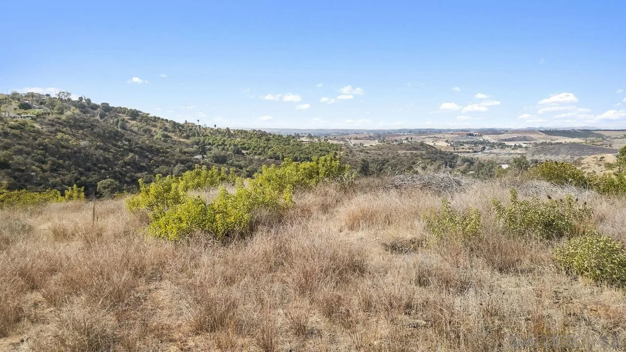 1390 Little Gopher Canyon Road Vista, CA 92084 - Photo 14 of 17 Gallery Image 14