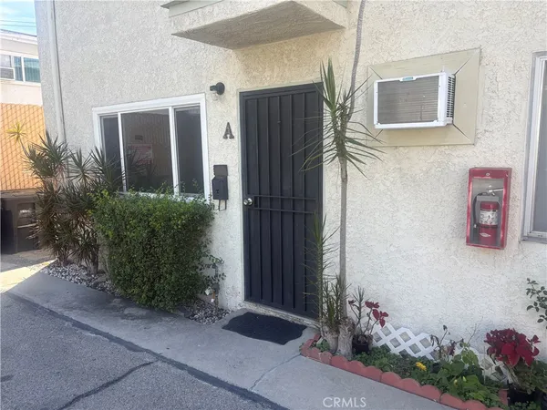 $2,800 | 2800 Thornton Avenue, Unit A, Burbank, CA 91504