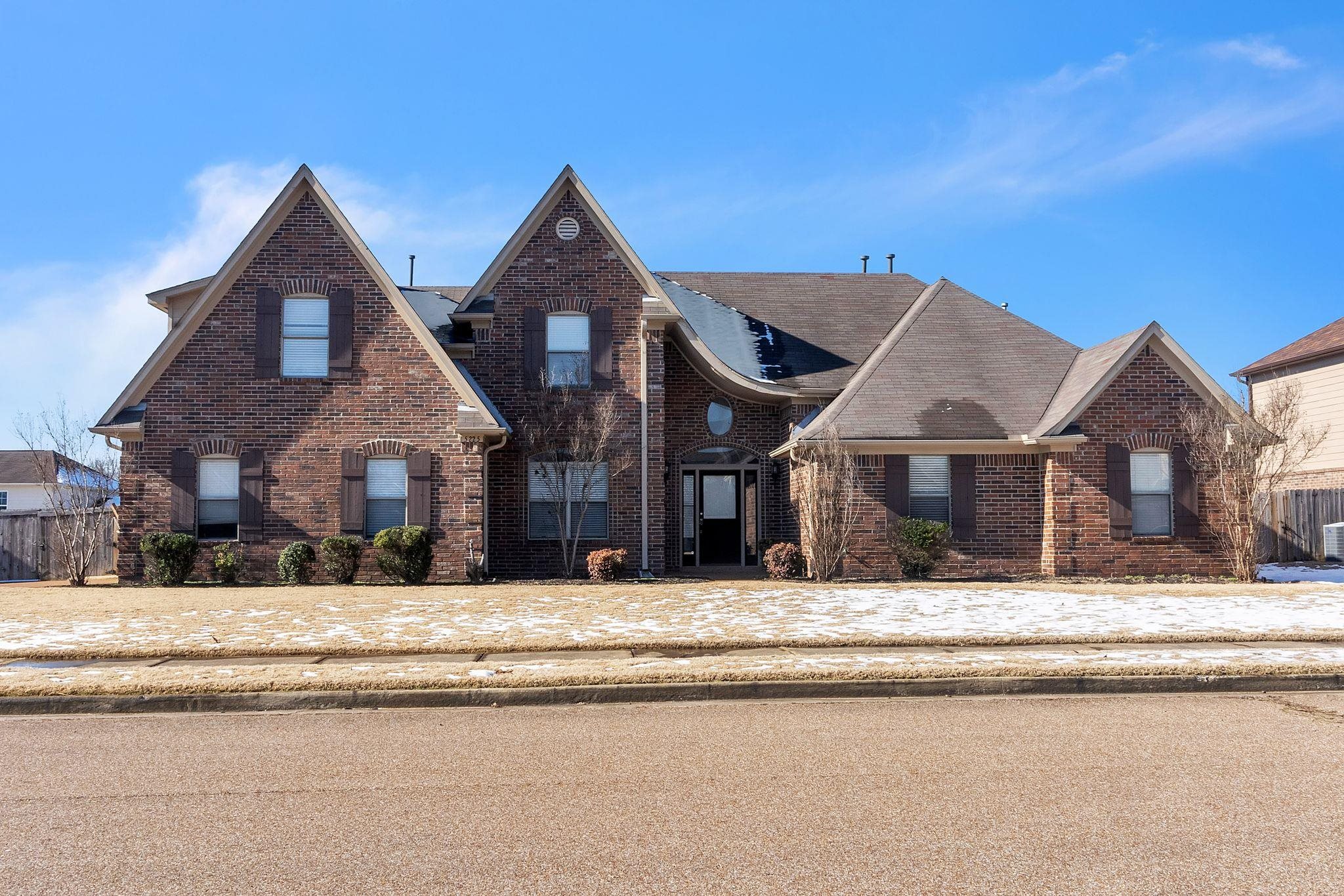 5225 Rockyford Road Bartlett, TN 38002 - Photo 1 of 18 View of front facade