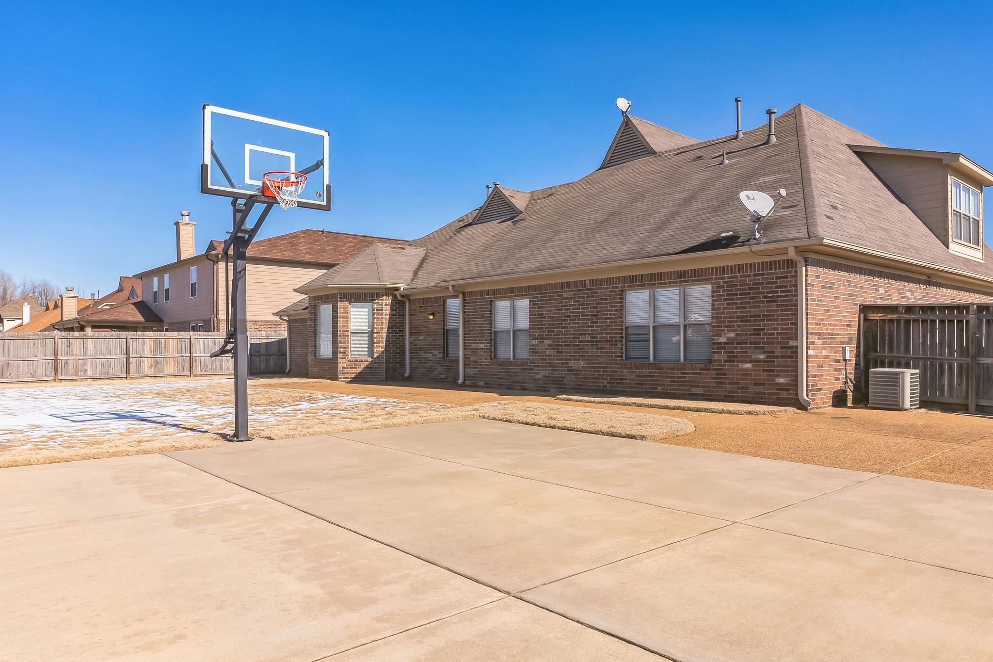 5225 Rockyford Road Bartlett, TN 38002 - Photo 16 of 18 View of basketball court