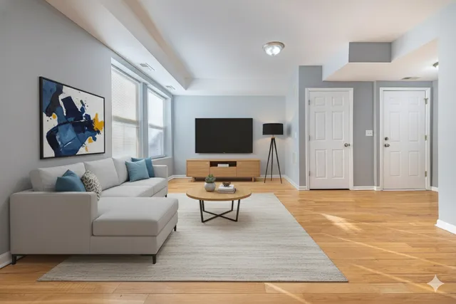 $219,000 | 4752 North Albany Avenue, Unit 3, Chicago, IL 60625