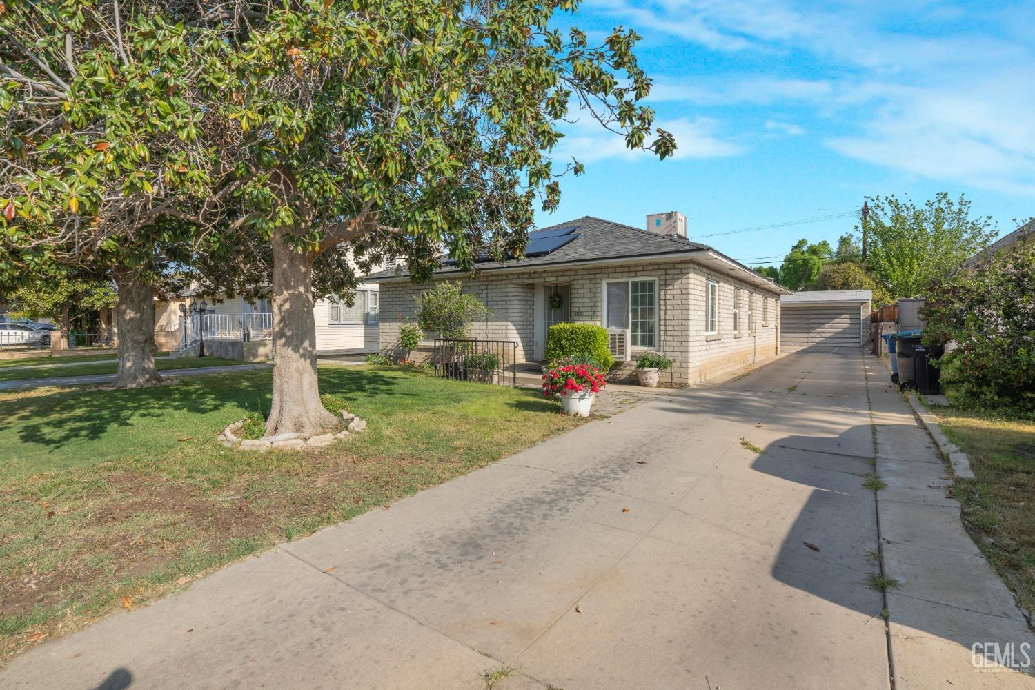 Undisclosed Address Bakersfield, CA 93308 - Photo 2 of 30