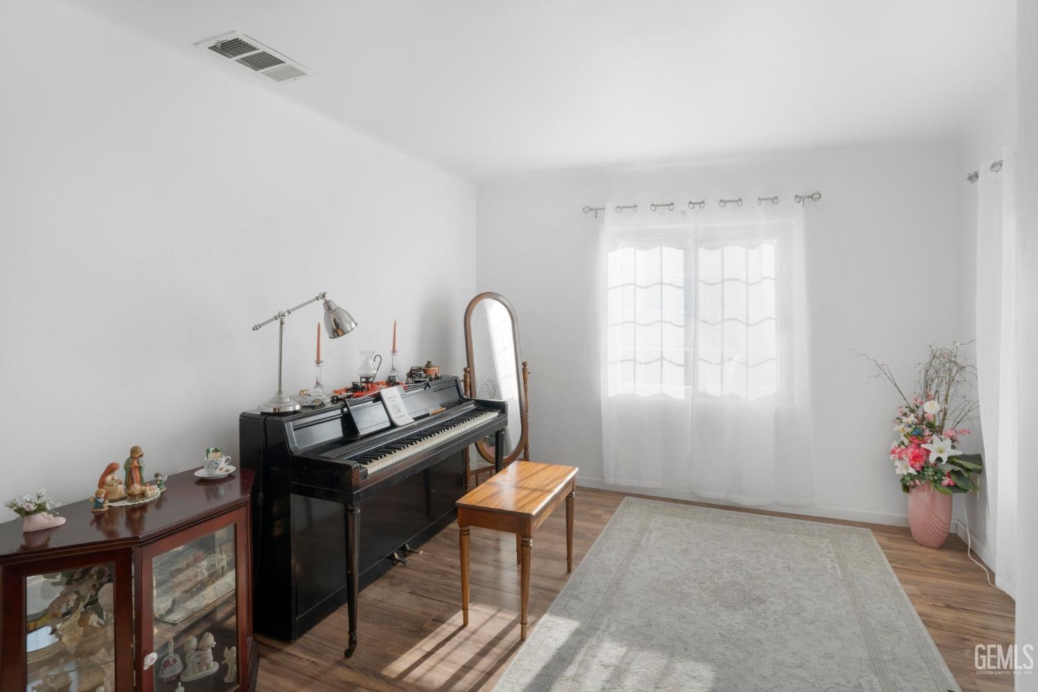 Undisclosed Address Bakersfield, CA 93308 - Photo 29 of 30