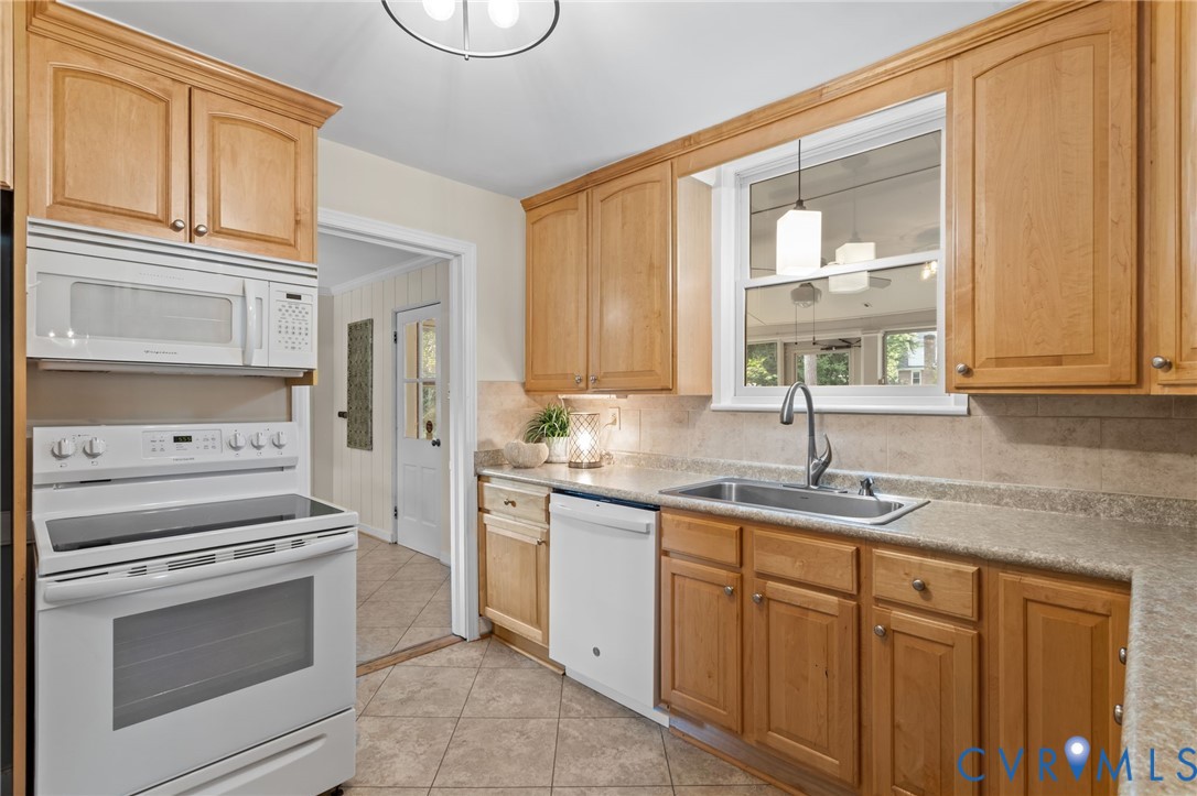 4804 Morrison Road Richmond, VA 23230 - Photo 13 of 48