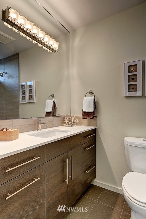 719 South Homer Street, Unit B Seattle, WA 98108 - Photo 16 of 17