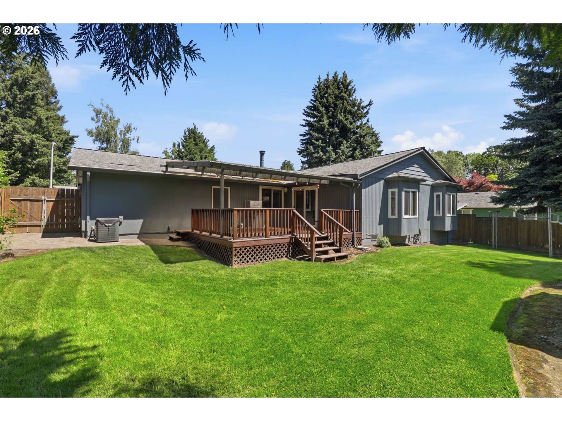 19654 Southwest Murphy Street Beaverton, OR 97078 - Photo 33 of 41 Backyard