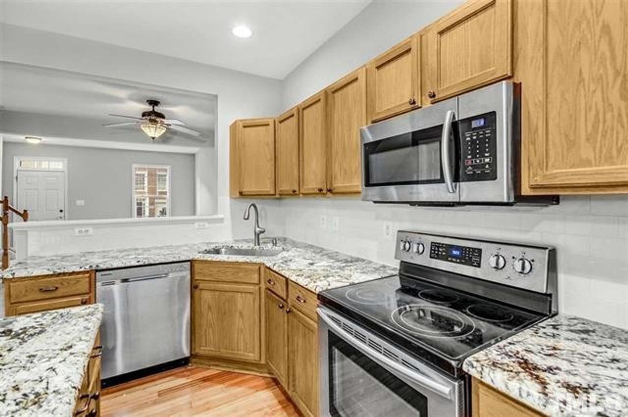 5505 Vista View Court Raleigh, NC 27612 - Photo 7 of 17 Photo #7