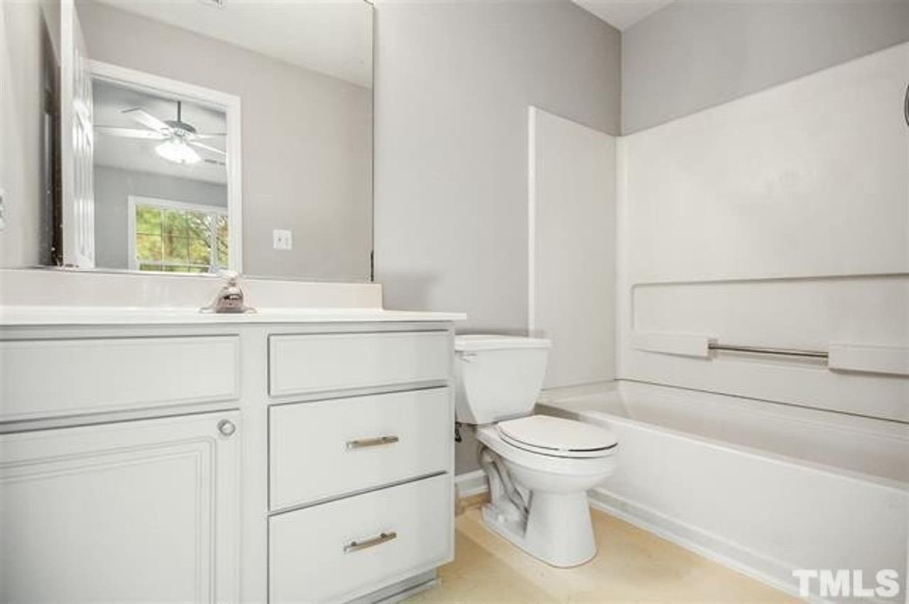 5505 Vista View Court Raleigh, NC 27612 - Photo 9 of 17 Photo #9