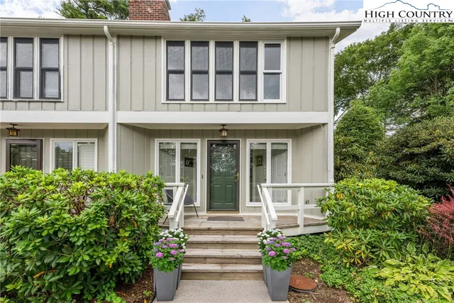 $449,000 | 123 Pinnacle Drive, Unit 1, Blowing Rock, NC 28605