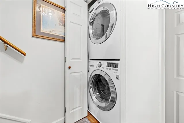 $449,000 | 123 Pinnacle Drive, Unit 1, Blowing Rock, NC 28605