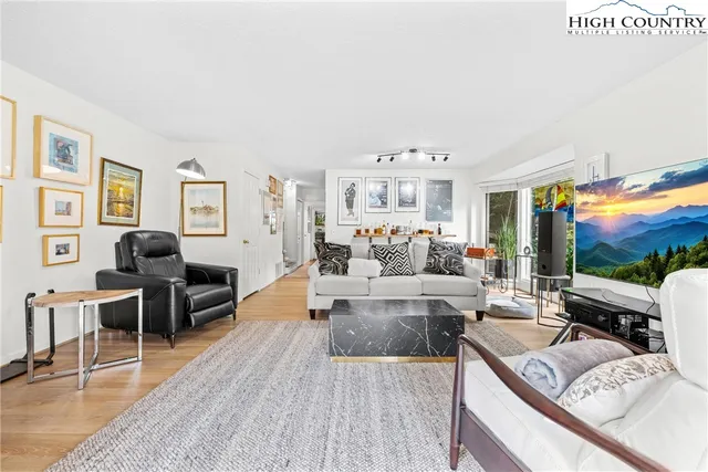 $449,000 | 123 Pinnacle Drive, Unit 1, Blowing Rock, NC 28605