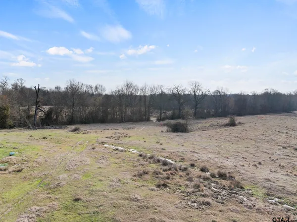 $499,000 | 10 County Road 3357, Omaha, TX 75571