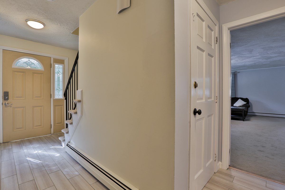 31 Davis Road Merrimack, NH 03054 - Photo 15 of 26
