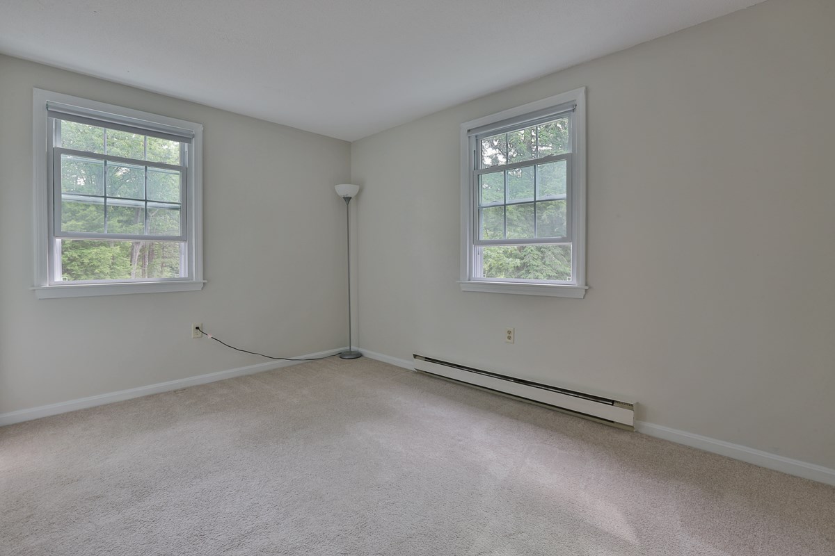 31 Davis Road Merrimack, NH 03054 - Photo 21 of 26