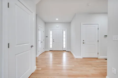 $1,049,900 | 17 Strongwater Drive, Salem, MA 01970
