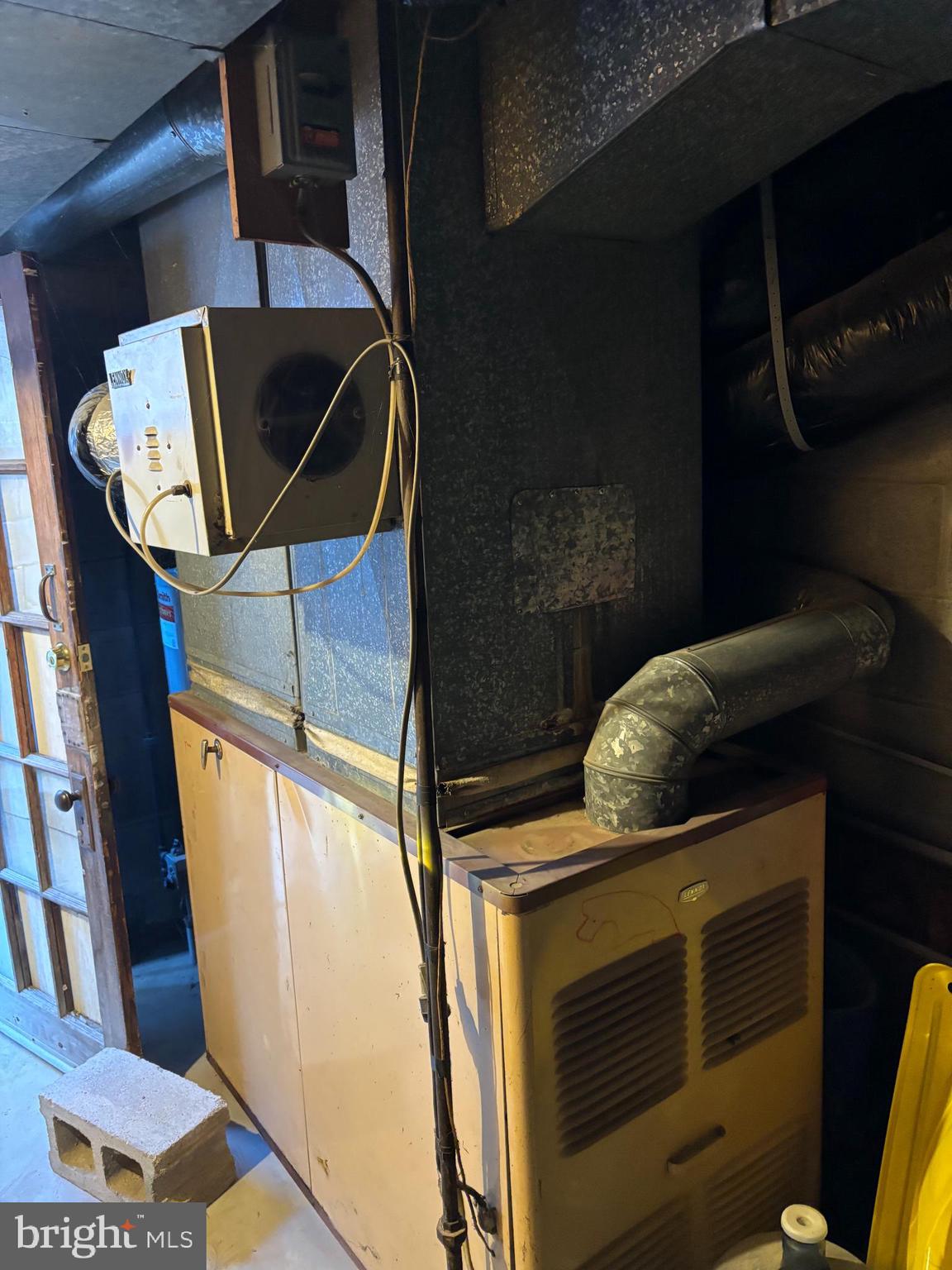 219 North 3rd Street Hanover, PA 17331 - Photo 4 of 12 a utility room with dryer and washer