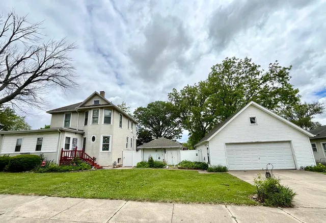 $139,900 | 504 9th Street, LaSalle, IL 61301