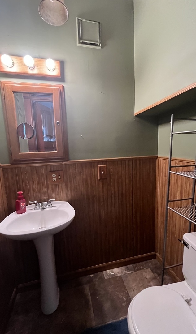 504 9th Street LaSalle, IL 61301 - Photo 11 of 33