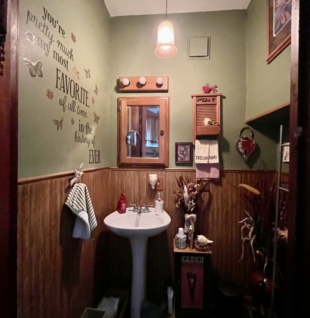 504 9th Street LaSalle, IL 61301 - Photo 23 of 33