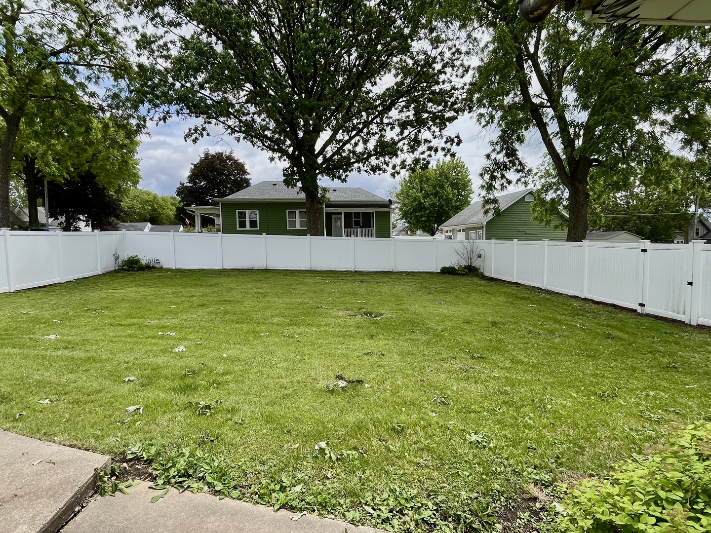 504 9th Street LaSalle, IL 61301 - Photo 28 of 33