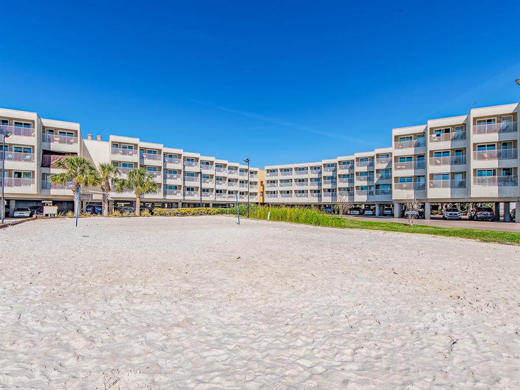 2506 North Rocky Point Drive, Unit 358 Tampa, FL 33607 - Photo 27 of 45 a view of building with a playing court