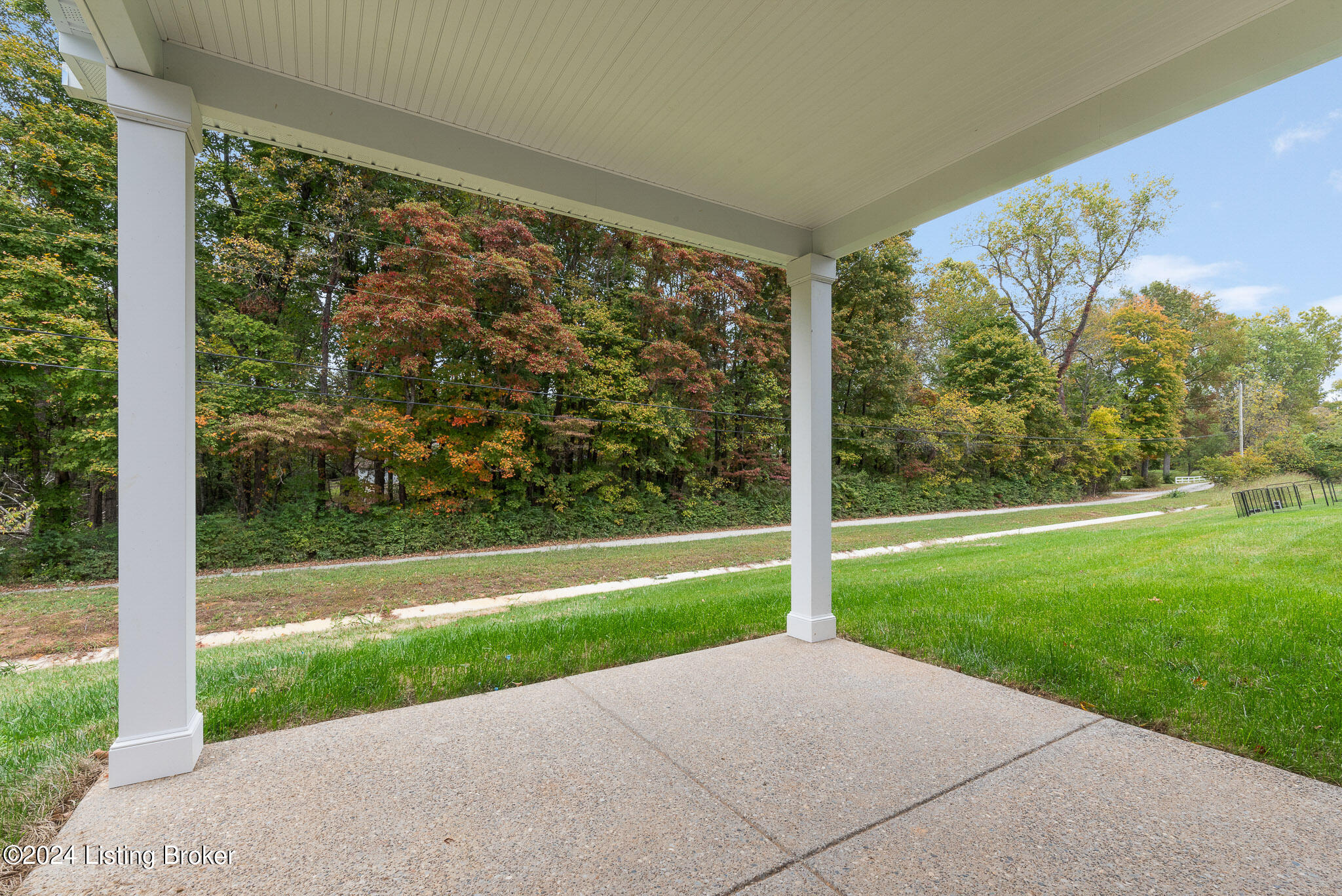 8432 Gateway Run Road Louisville, KY 40229 - Photo 43 of 50 8432 Gateway Run Rd-43