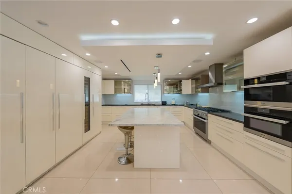 $1,590,000 | 18720 San Fernando Mission Boulevard, Porter Ranch, CA 91326