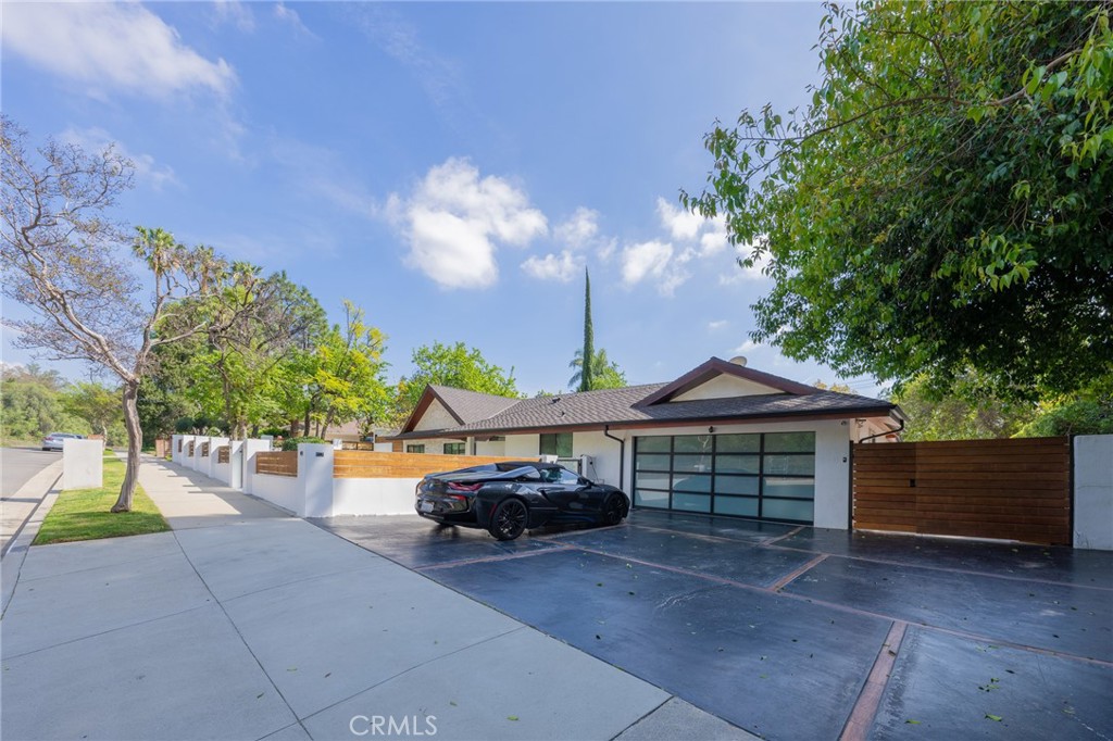18720 San Fernando Mission Boulevard Porter Ranch, CA 91326 - Photo 3 of 39