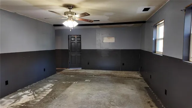 $100,000 | 2738 Southwest Lowry Street, Osceola, MO 64776